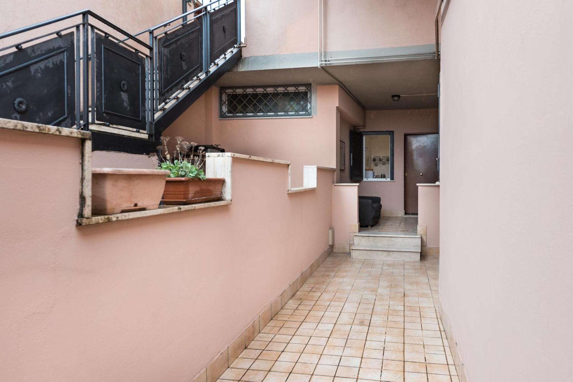 Travelershome Ciampino 170 Station Street Экстерьер фото